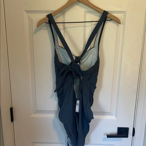 CUPSHE Navy One-Piece Swimsuit - Picture 2 of 7